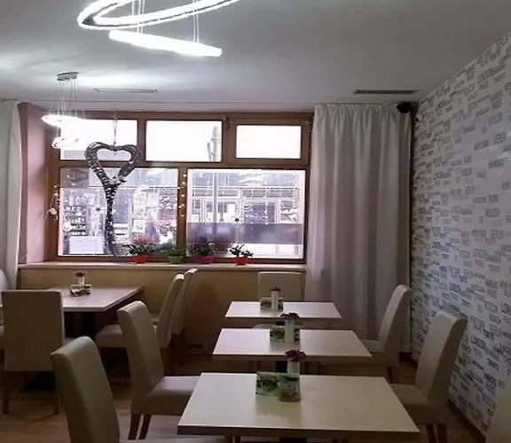 Tatra Hotel Nový Bydžov