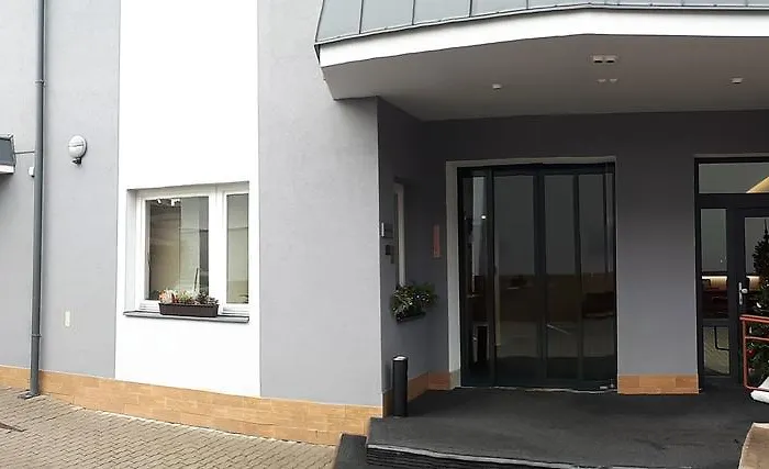 Tatra Hotel Nový Bydžov