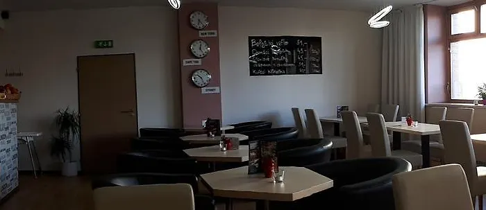 Tatra Hotel Nový Bydžov